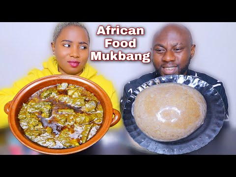 Видео: 30-секундный челлендж «Выбери и съешь» | Мукбанг с пшеничным фуфу и черным супом