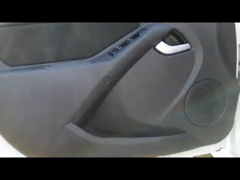 Видео: Простой способ очистить салонный пластик в автомобиле