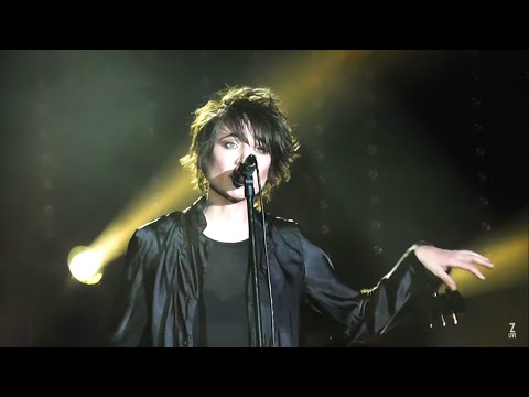 Видео: Земфира – Лампочки | Сочи (26.09.2020)