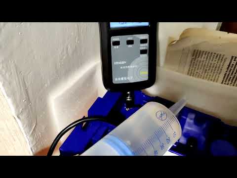 Видео: Delta GEL 100Ah (GEL 12-100) (2). Заряд. Долив дистиллята по внутреннему сопротивлению.