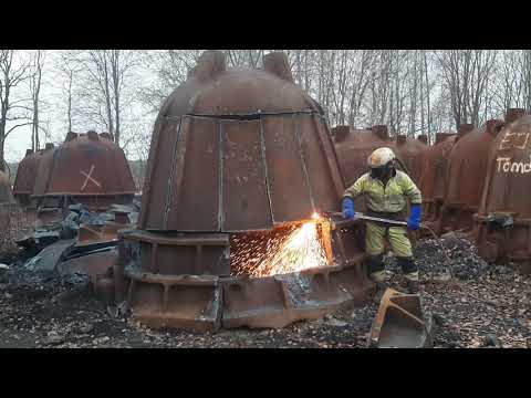 Видео: резка тиглей, процесс резки, вес 20 тонн!!! часть 3  crucibles cutting,  weight 20 tons !!! part 3
