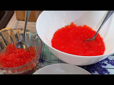 Видео: ИКРА Горбуши и Форели ! Как Вкусно Засолить Икру Дома!!!!