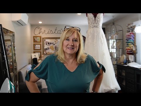 Видео: Часть 1 | Как подшить простое свадебное платье из тюля — шитьё и обрезка подола | Бонус: подгибка