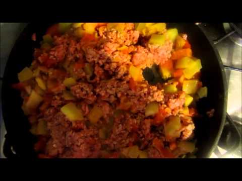 Видео: Готовим: Лазанья с фаршем в мультиварке