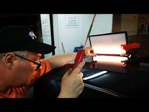 Видео: Ремонт сложной вмятины без покраски .Москва. Новокосино.