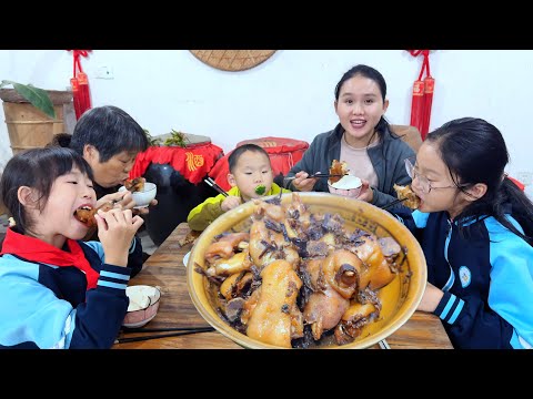 Видео: Свиные ножки на пару с консервированной горчицей такие нежные, ароматные и вкусные!