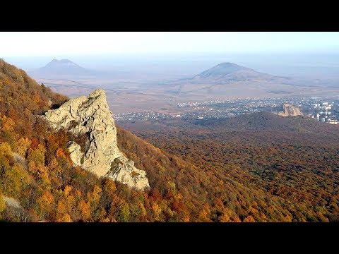 Видео: Полет над Бештау