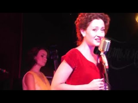 Видео: ВИА Татьяна - Скоро осень, за окнами август