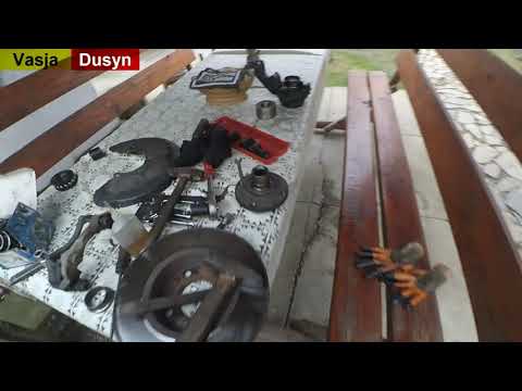 Видео: Замена переднего подшипника ступицы ауди 80 [ @ 2021 ]