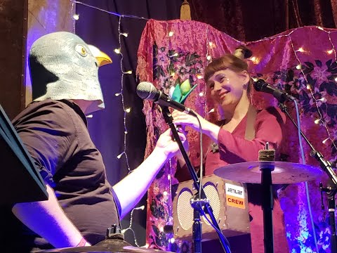 Видео: МИКРОКАБАРЕ в Чикаго  //  Microcabaret Live @ Strawberry Hill full concert 07.07.2018