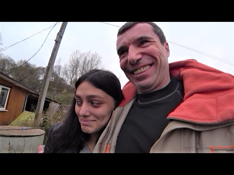 Видео: КАКИЕ ЭМОЦИИ ИСПЫТАЛА ЦЫГАНКА В ЛОДКЕ )))