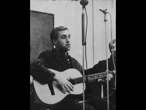 Видео: 4 ноября 1965 года Высоцкий вместе с некоторыми актерами Театра на Таганке.