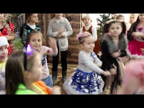 Видео: Новогодний утренник в школе искусств г  Твардица