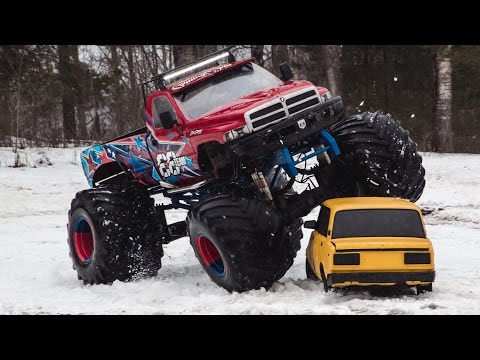 Видео: УНИЧТОЖЕНИЕ БАНАНА / CRASH OF RUSSIAN LIMOUSINE