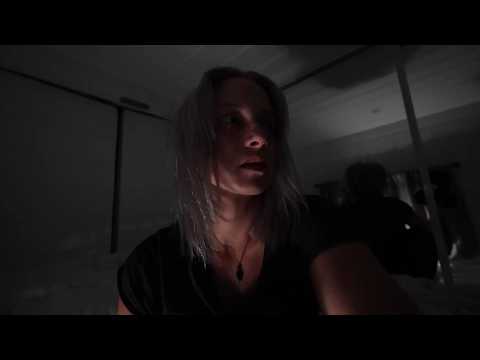 Видео: 5 САМЫХ ШОКИРУЮЩИХ встреч в кемпинге на фургоне