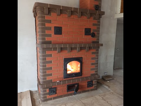 Видео: Внутреннее устройство двухконтурной печи 4,5х6 кирпичей