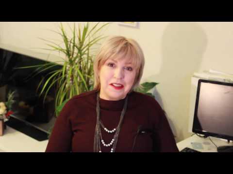 Видео: Психологическая игра "Загнанная домохозяйка", или почему человек  не принимает помощь