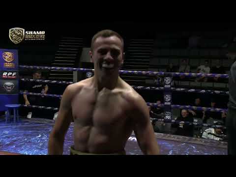 Видео: Роберт Бадалян vs Шахриёр Исаков