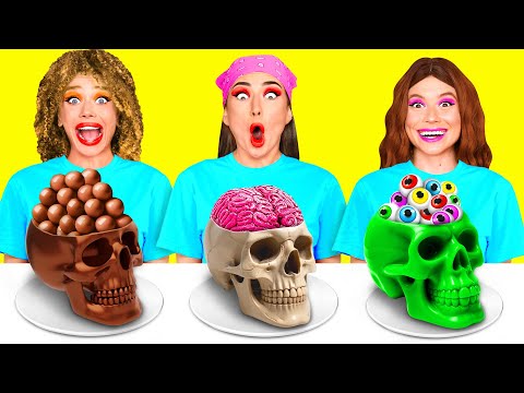 Видео: Мармеладная еда vs Настоящая еда vs Шоколадная еда Челлендж | Смешные Челленджи BaRaDa Challenge