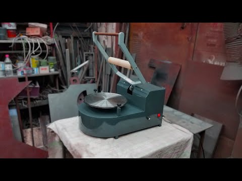 Видео: Тестораскаточная машина. Rolling mashine Roti bender