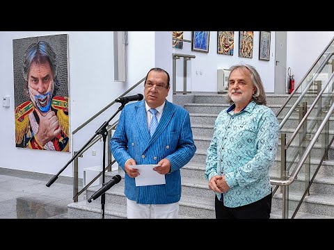 Видео: Валентин Дончевски подреди мащабна авторска изложба в пловдивската Галерия „2019“