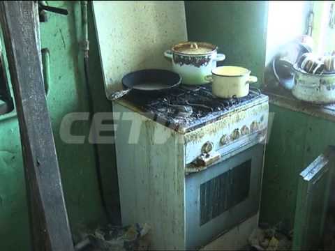 Видео: Пенсионер превратил квартиру в отхожее место