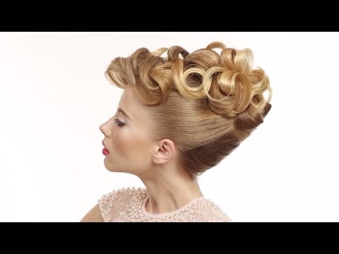 Видео: Высокая прическа с буклями