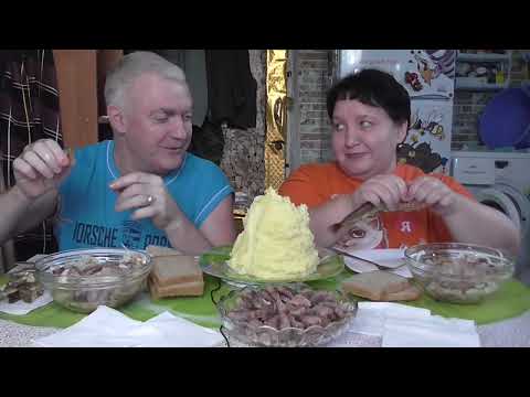 Видео: MUKBANG RUSSIA|ПЮРЕШКА И СЕЛЬДЬ ХК и СС| КОРЮШКА ХК, ЛИМОНАД,  ВКУСНО!!!