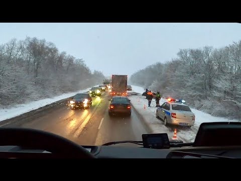 Видео: ЛИПЕЦКИЙ ГОЛОЛЁД: ДТП, опасная езда чайников!