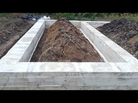 Видео: Залил ростверк и сделал гидроизоляцию. Часть 2.