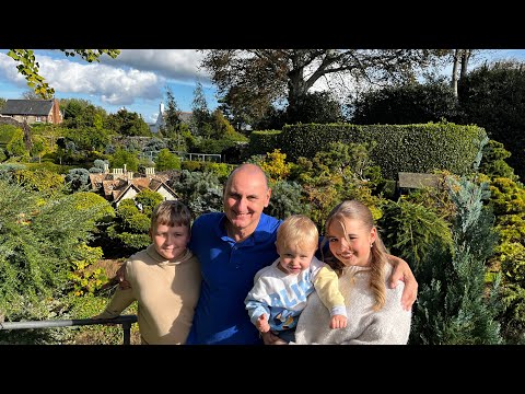 Видео: Модельная деревня в Годсхилле, остров Уайт.