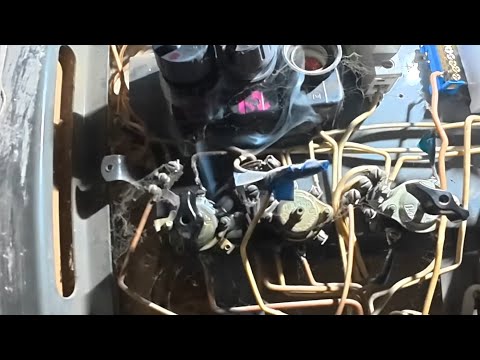 Видео: Неожиданный всплеск 🔥 в подъезде во время установки реле напряжения!