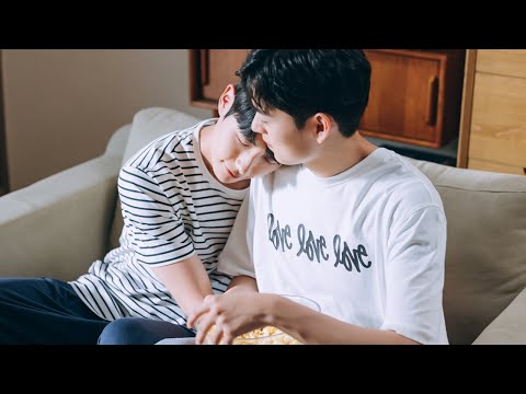 Видео: Постепенно он влюбился в мальчика, которого ненавидел за время их совместного проживания.