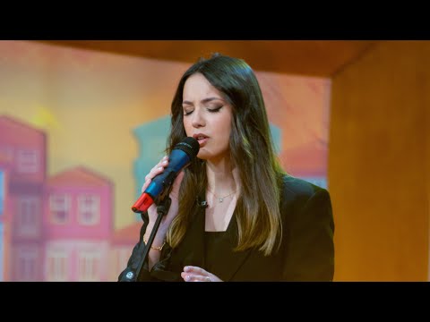 Видео: Lara Aleixo - Unforgettable Day | Лара Алейшо - Ұмытылмас Күн