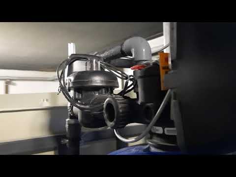 Видео: Подключение клапана перекрывания байпаса Clack WS 1/125 NHWBP FF/FM (V3070)