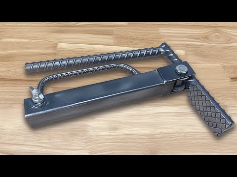 Видео: Изобретение всей жизни 50-летнего сварщика! Самодельный зажим для плитки