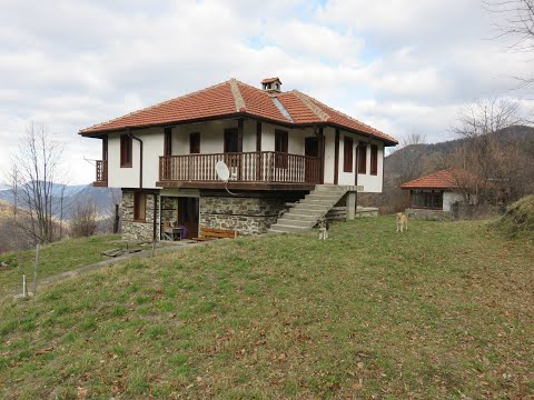 Видео: Двуетажна къща с изключителна гледка към Родопите - видео оглед
