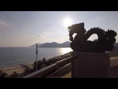 Видео: о. Хайнань . " Harman Resort Hotel Sanya" 5*