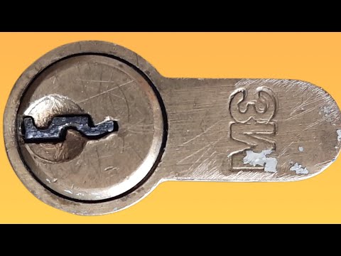 Видео: [ 36 ] КАК ДОСТАТЬ СЛОМАНЫЙ КЛЮЧ ЕСЛИ ОН ЗАСТРЯЛ В ГЛУБИНЕ ЗАМОЧНОЙ СКВАЖИНЫ ВЫТАЩИТЬ ПОЛОМАНЫЙ КЛЮЧ