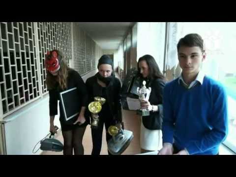 Видео: Гимназия 9. Воронеж. Последний звонок-2014. Где-то в параллельной вселенной