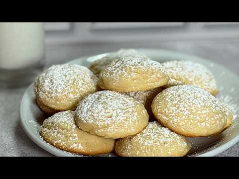 Видео: Тающие во рту печенья с сливочным сыром: нежные и вкусные!