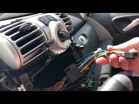 Видео: #2 установка android магнитолы Smart Fortwo 451