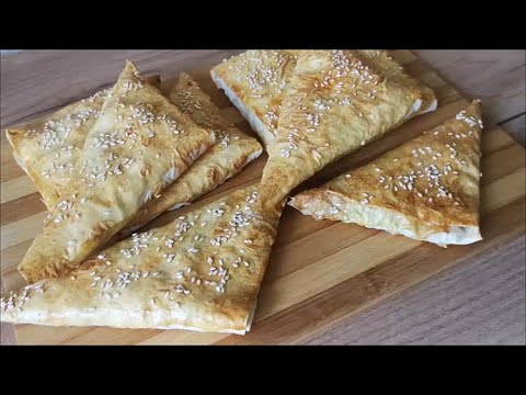 Видео: Треугольники из лаваша с курицей в духовке Закуска из лаваша