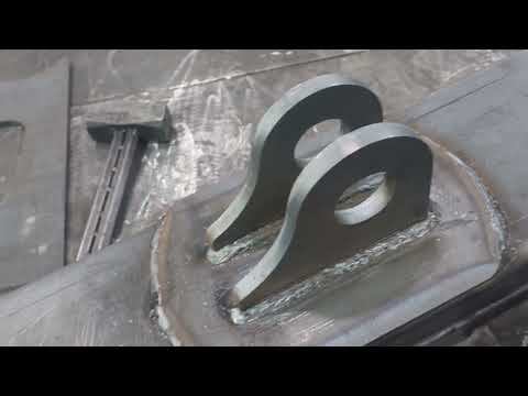 Видео: Сварка грейдерного заднего отвала