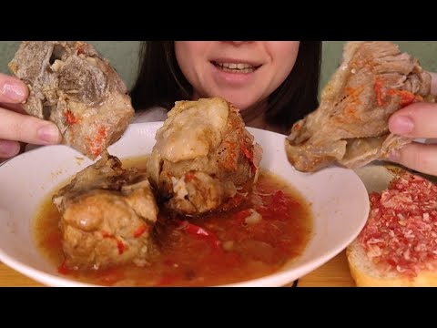 Видео: Мукбанг МЯСО НА КОСТИ с бульоном и ХРЕНОВИНА
