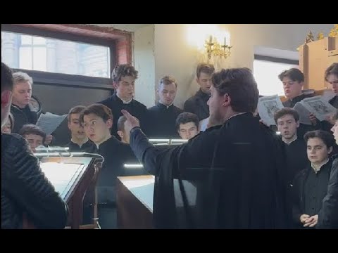 Видео: Объятия Отча - Хор КДАіС