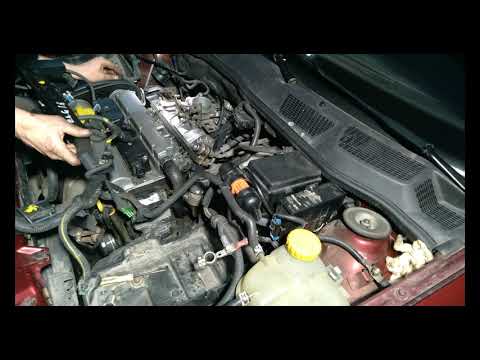 Видео: Opel Astra G. Меняю косу на форсунки и промываю их.