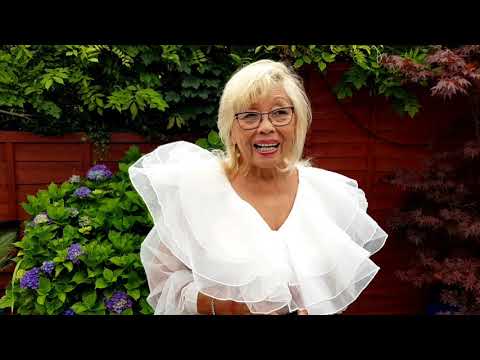 Видео: 388. ЧТО НОСИТЬ НА КАЖДЫЙ ДЕНЬ . ИЛИ КАКОЙ ДОЛЖНА БЫТЬ ЖЕНЩИНА?