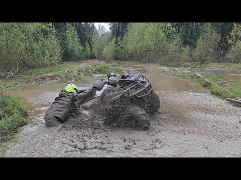 Видео: много грязи и квадроциклы