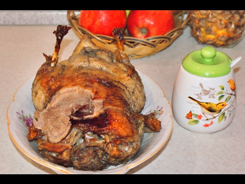 Видео: Утка в мультиварке маринованная в соке апельсинов с соусом